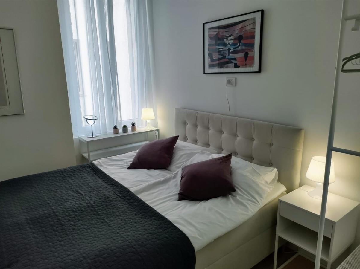 Boutique Apartments Cecilia Trieste Eksteriør bilde