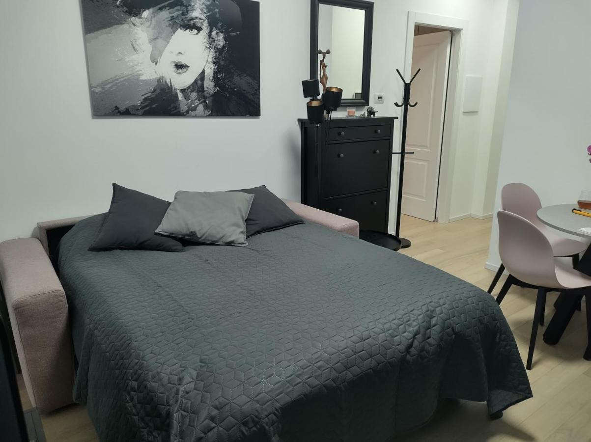 Boutique Apartments Cecilia Trieste Eksteriør bilde