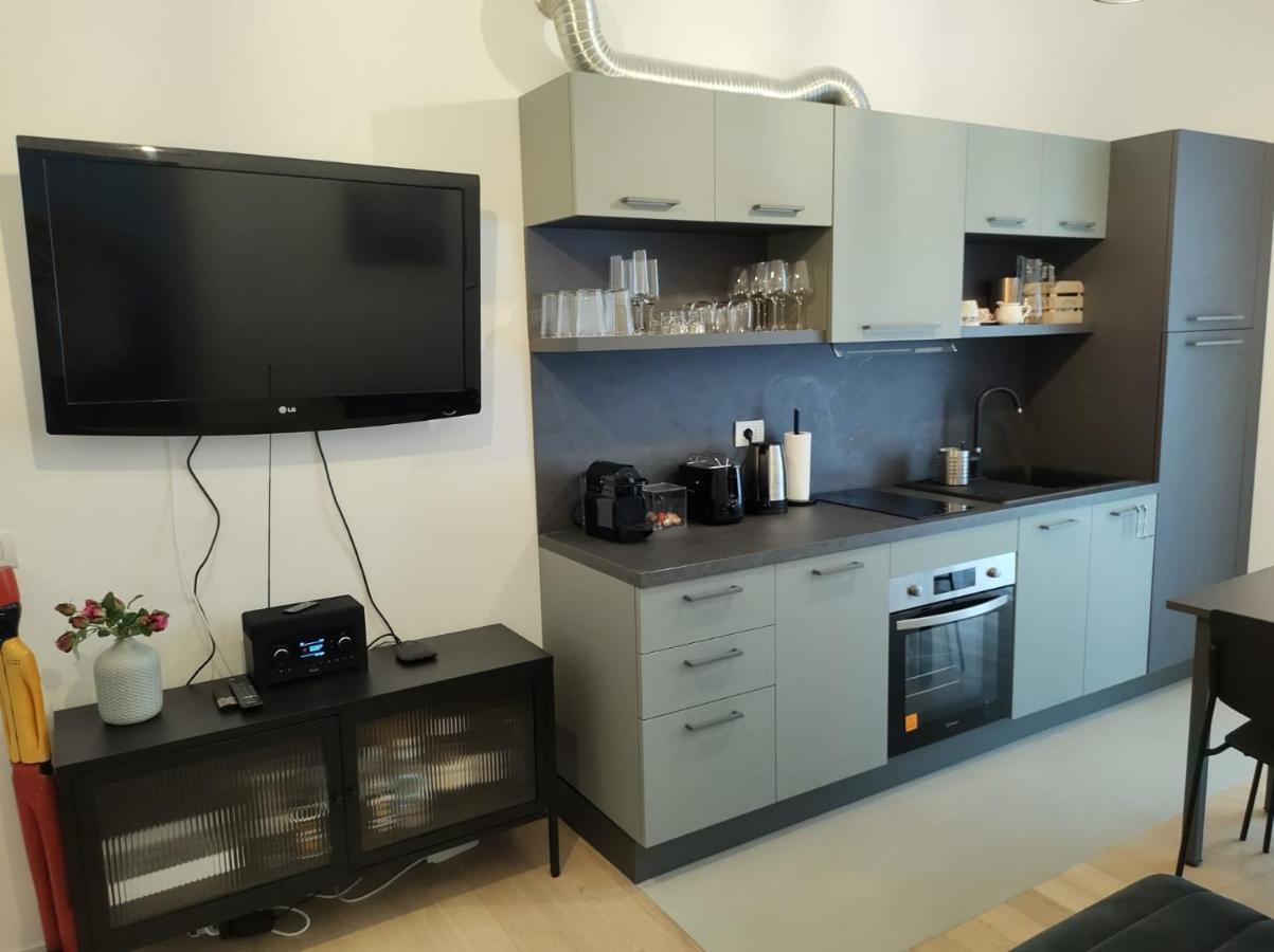 Boutique Apartments Cecilia Trieste Eksteriør bilde