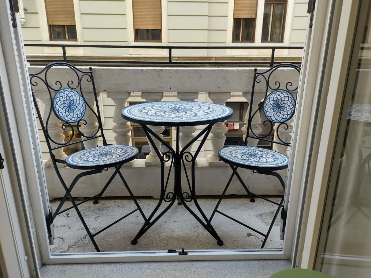Boutique Apartments Cecilia Trieste Eksteriør bilde