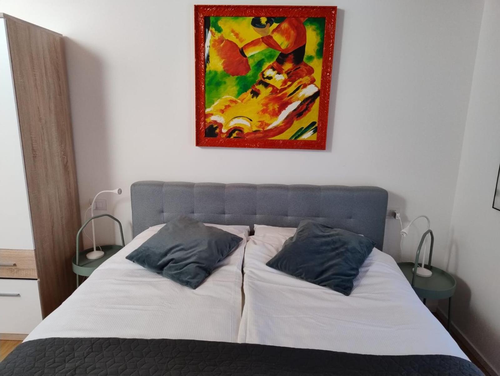 Boutique Apartments Cecilia Trieste Eksteriør bilde